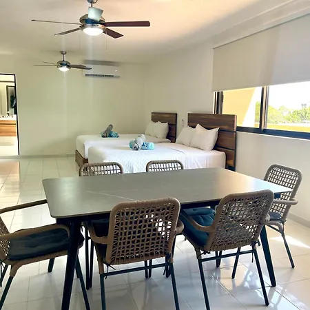Deco 6B Modern Studio Great Location